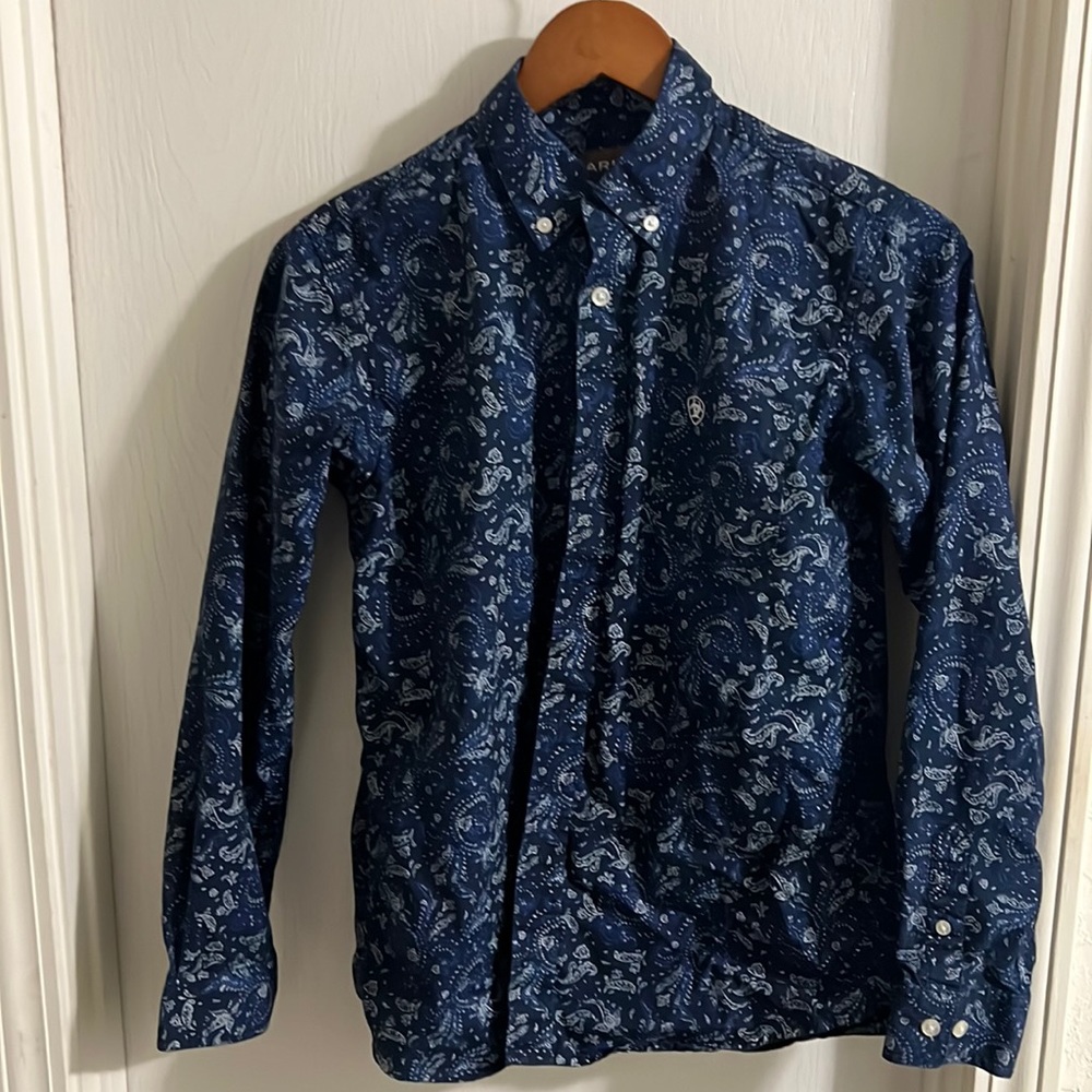 Ariat boys 14-16 L button down shirt